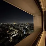 Apartmán Eiffel Tower View & Swimming Pool, Cosy - Center *