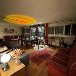 Eiffel Tower View & Swimming Pool, Cosy - Center *