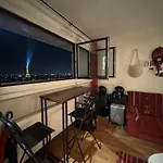 Eiffel Tower View & Swimming Pool, Cosy - Center Apartmán Paříž