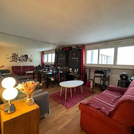 Eiffel Tower View & Swimming Pool, Cosy - Center *