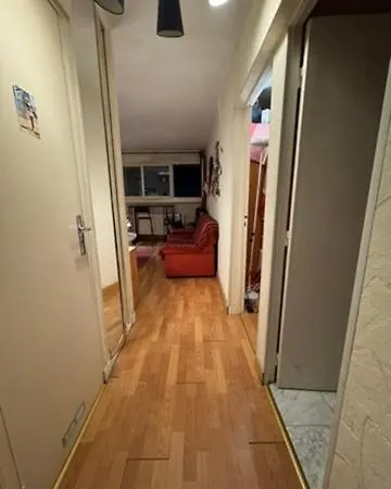 Apartamento Eiffel Tower View & Swimming Pool, Cosy - Center Paris
