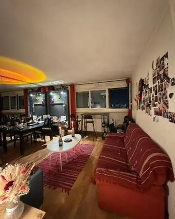 Apartamento Eiffel Tower View & Swimming Pool, Cosy - Center