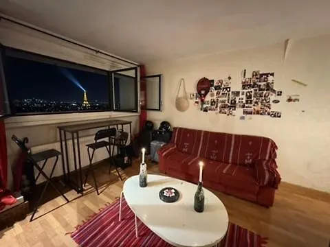 Eiffel Tower View & Swimming Pool, Cosy - Center Appartamento Parigi